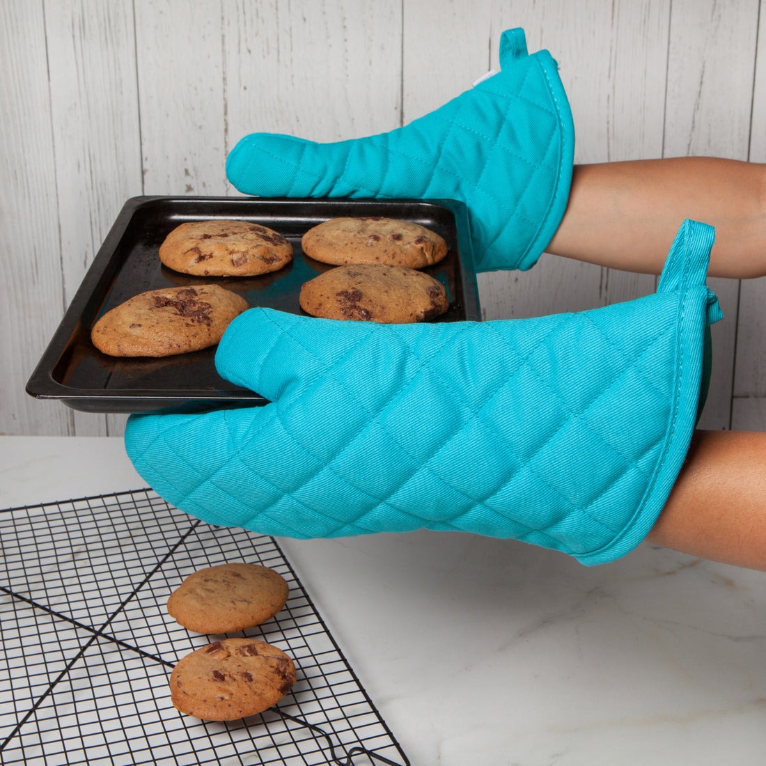 Heat Resistant Cooking & Baking Gloves