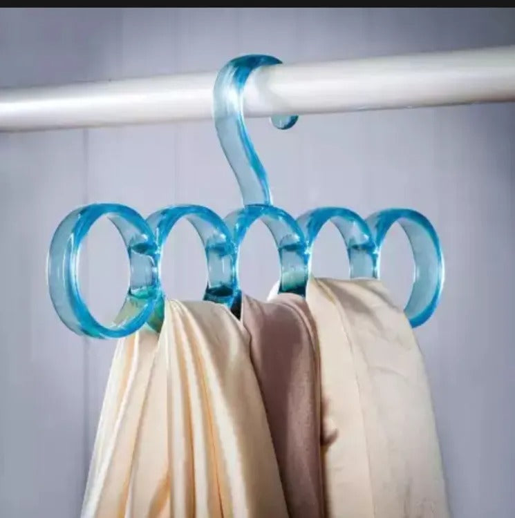 5 Rings Multi-Purpose Hanger