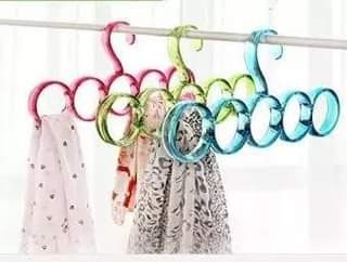 5 Rings Multi-Purpose Hanger