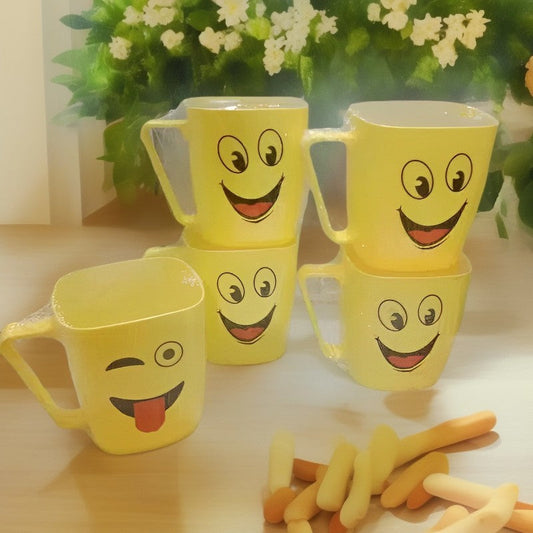 SMILEY CHARACTER PRINTED KIDS' PLASTIC MUG