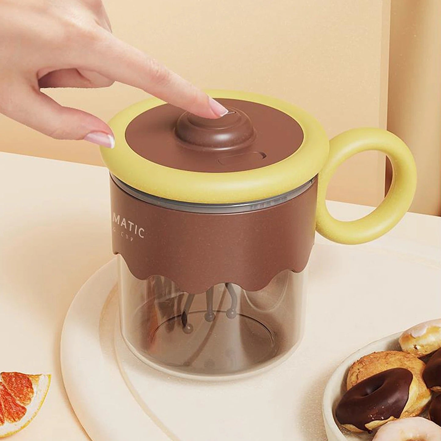 Rechargeable Self Steering Mug