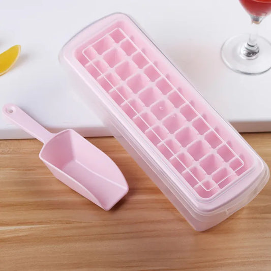 3-in-1 Ice Cube Maker Set – Tray, Storage Box & Scoop