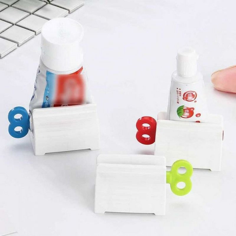 Toothpaste Tube Rolling Squeezer