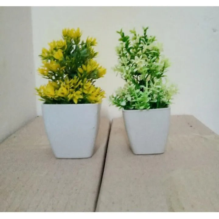 Artificial Flower for Decoration with Pot (Random Design)