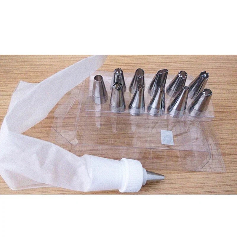 12pcs Cake Decorating Nozzle Set