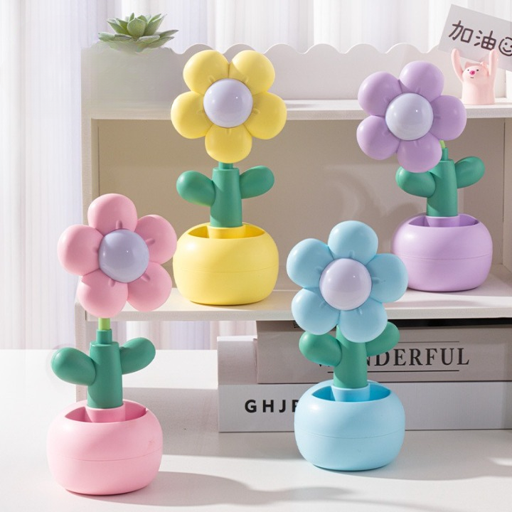 Creative Flower Rechargeable Table Lamp