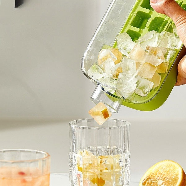 2-in-1 Water Bottle & Ice Mold